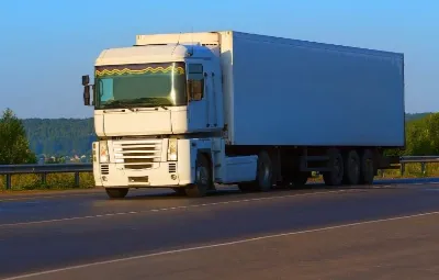 Antalya ile Kemerburgaz Arası Öğrenci Eşyası Taşıma